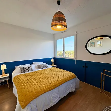 Renove A Jean De Monts - Face A La - Internet Rapide - Fr-1-323-496 *