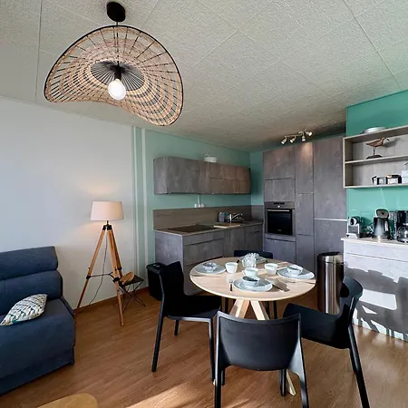 Renove A Jean De Monts - Face A La - Internet Rapide - Fr-1-323-496