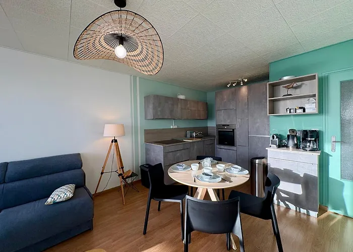 Renove A Jean De Monts - Face A La - Internet Rapide - Fr-1-323-496